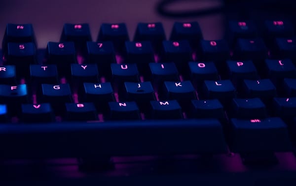 React Hook Form: Properly Typing UseFormRegister<T> for Sub Forms (2026)
