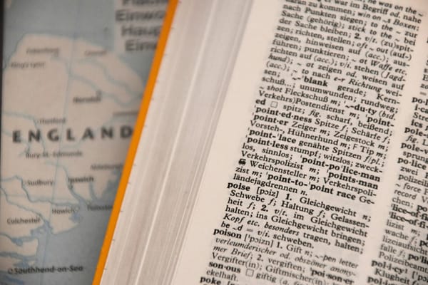 Word Atlas vs Traditional IELTS Vocabulary Apps: 2026 Comparison
