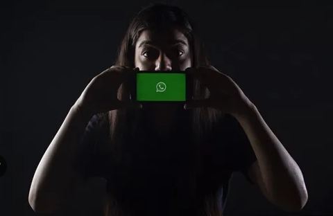 Does WhatsApp notify screenshots of video call?